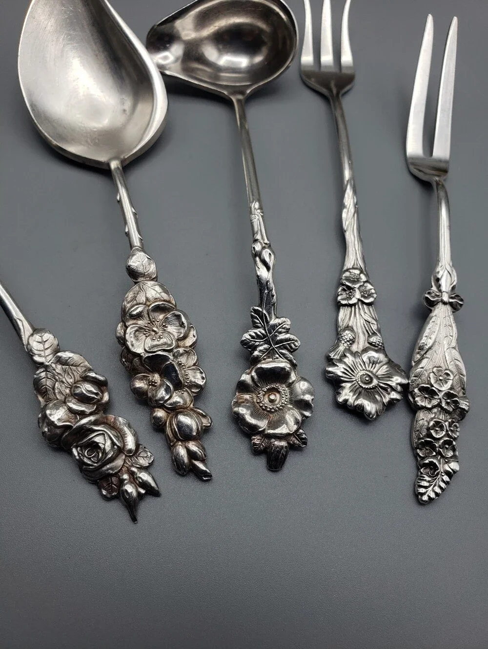 Reed & Barton 5p Vintage COMPLETE Set Utensils Silverplate - Harlequin Floral